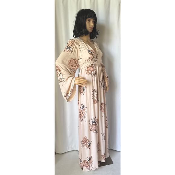 Free People Wild Laurel boho belted Maxi Dress bell sleeves small - Picture 8 of 16